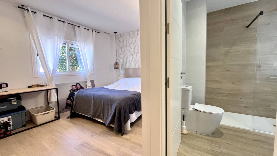 Sale - Apartment - Torrevieja - La Mata