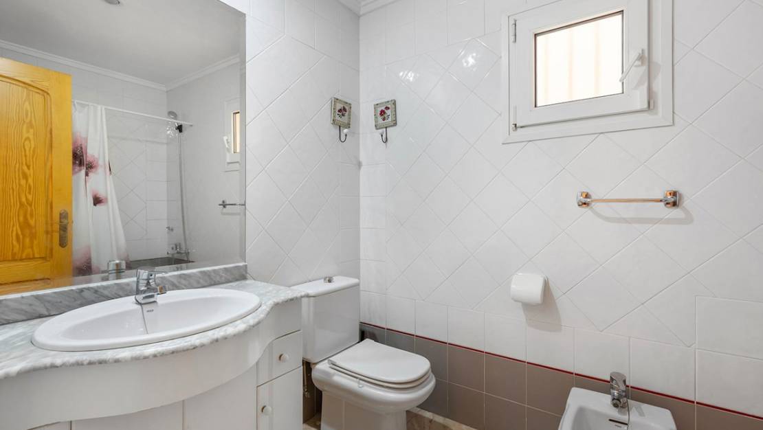 Sale - Apartment - Torrevieja - La Mata