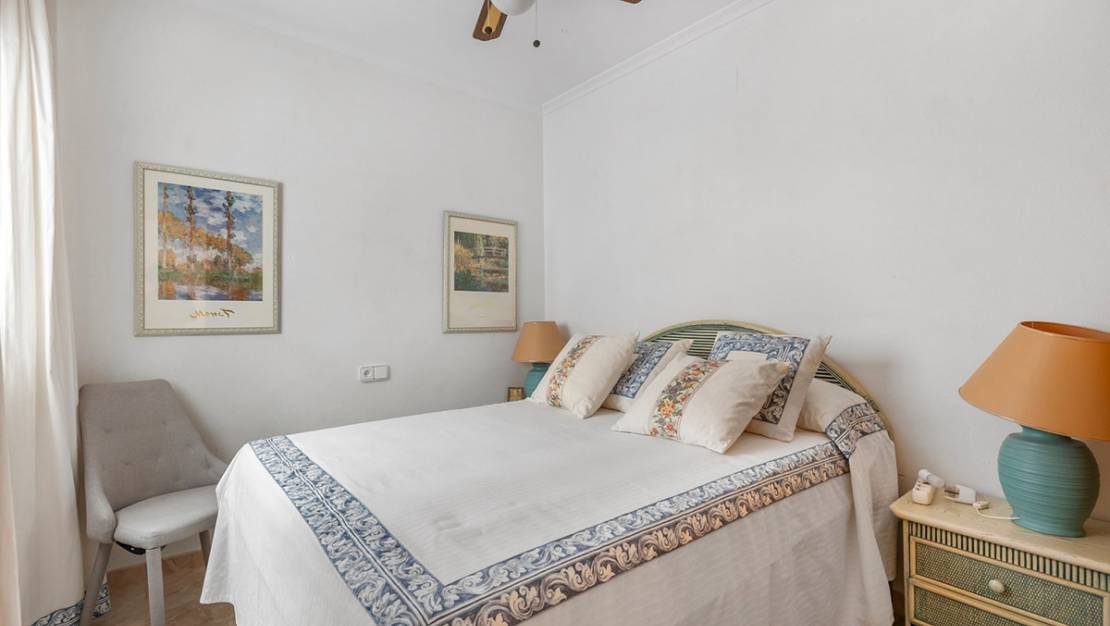 Sale - Apartment - Torrevieja - La Mata