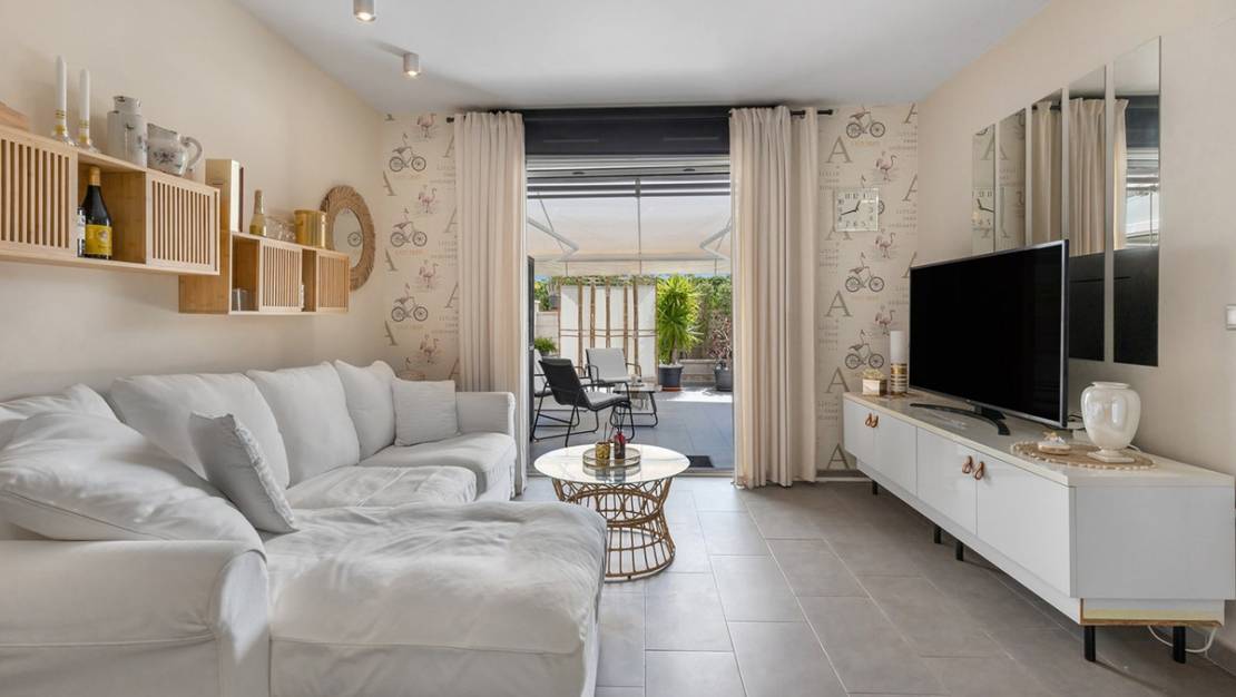 Sale - Apartment - Torrevieja - La Mata