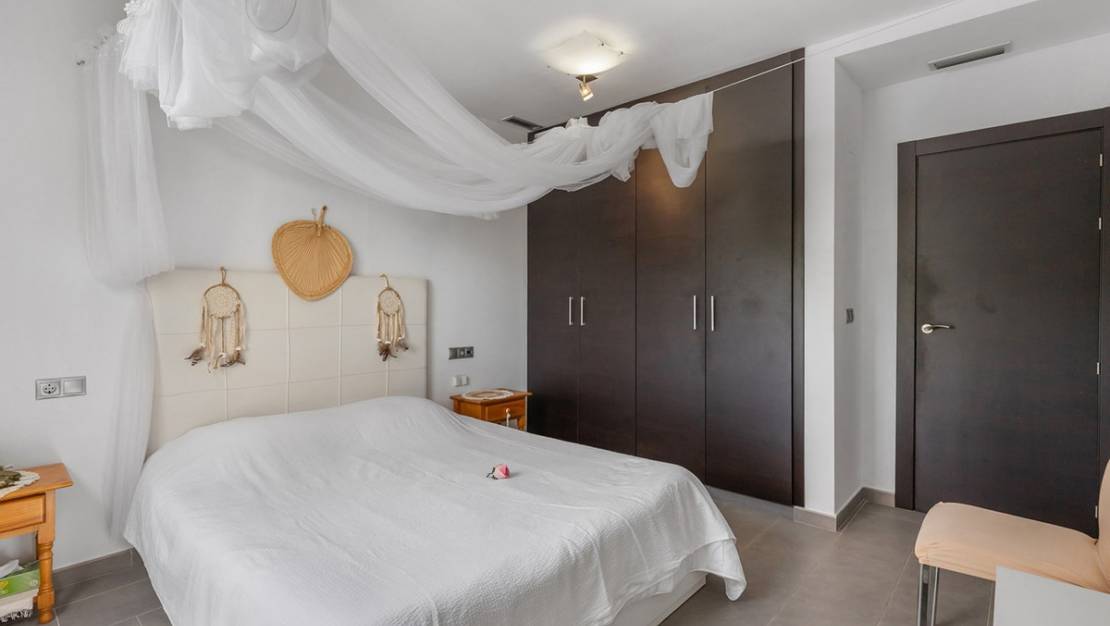 Sale - Apartment - Torrevieja - La Mata