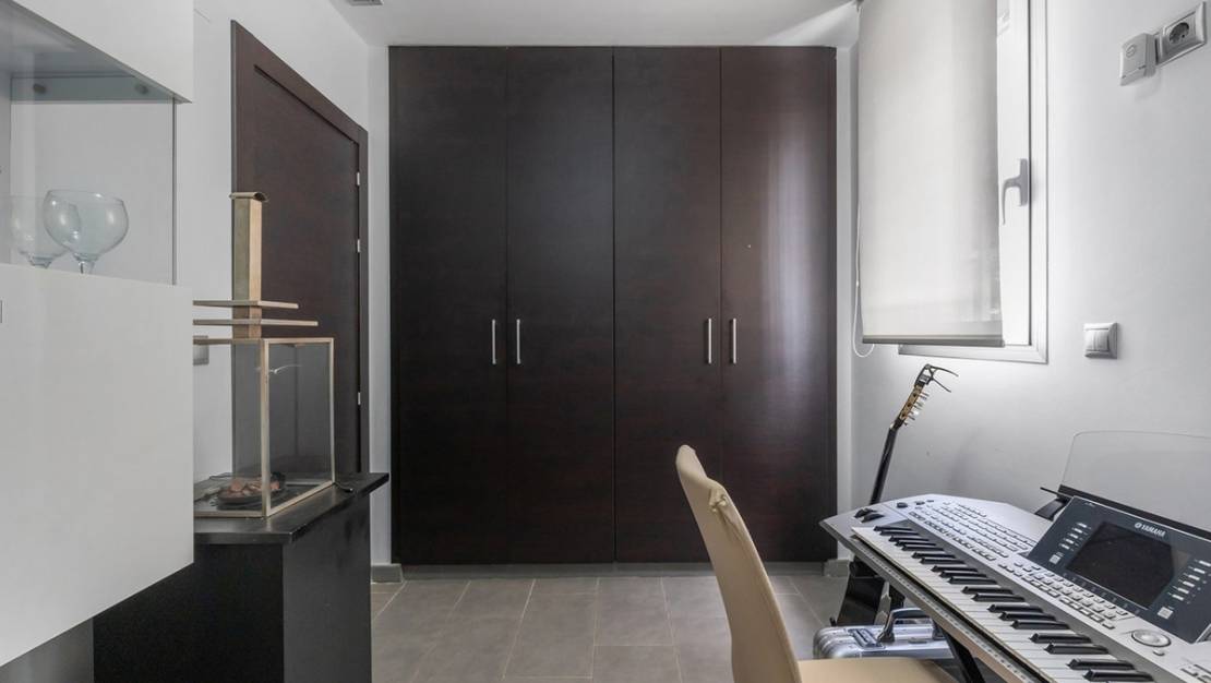 Sale - Apartment - Torrevieja - La Mata