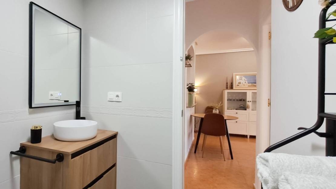 Sale - Apartment - Torrevieja - La Mata