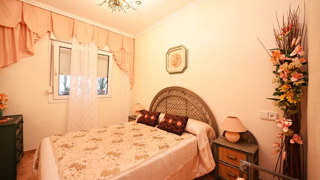 Sale - Apartment - Torrevieja - La Mata