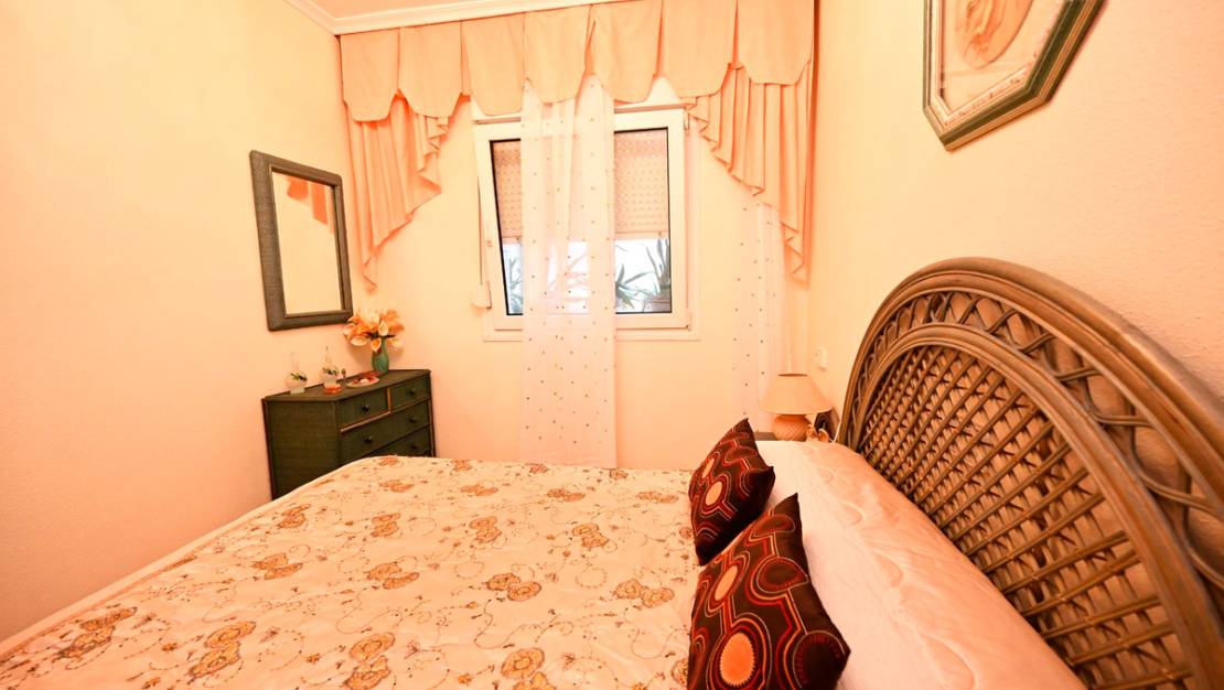 Sale - Apartment - Torrevieja - La Mata