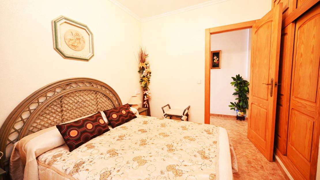 Sale - Apartment - Torrevieja - La Mata