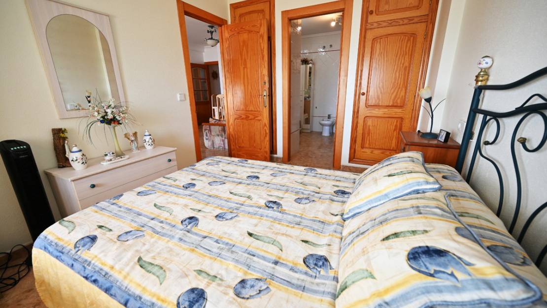 Sale - Apartment - Torrevieja - La Mata