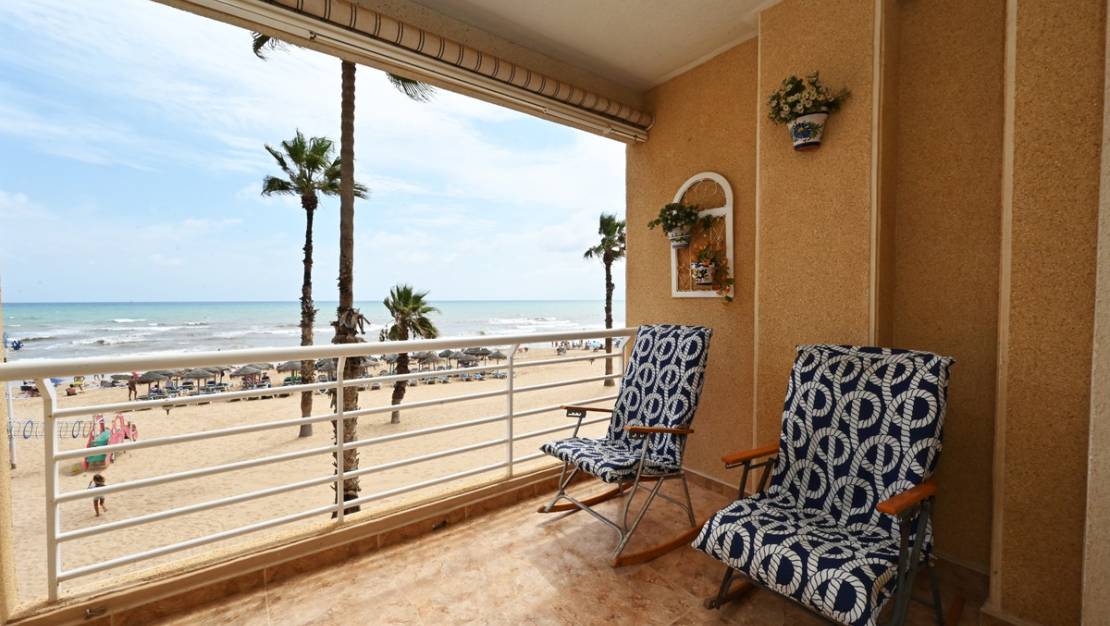 Sale - Apartment - Torrevieja - La Mata