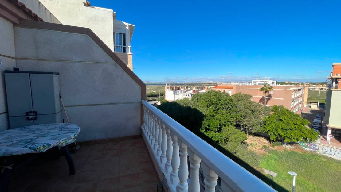 Sale - Apartment - Torrevieja - La Mata