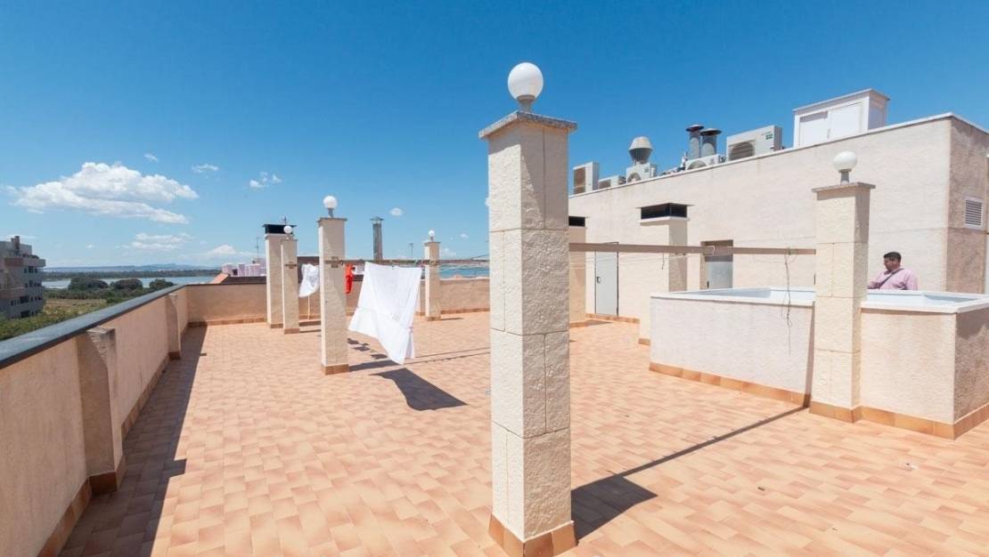 Sale - Apartment - Torrevieja - La Mata