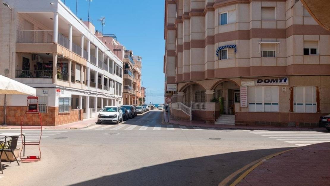 Sale - Apartment - Torrevieja - La Mata