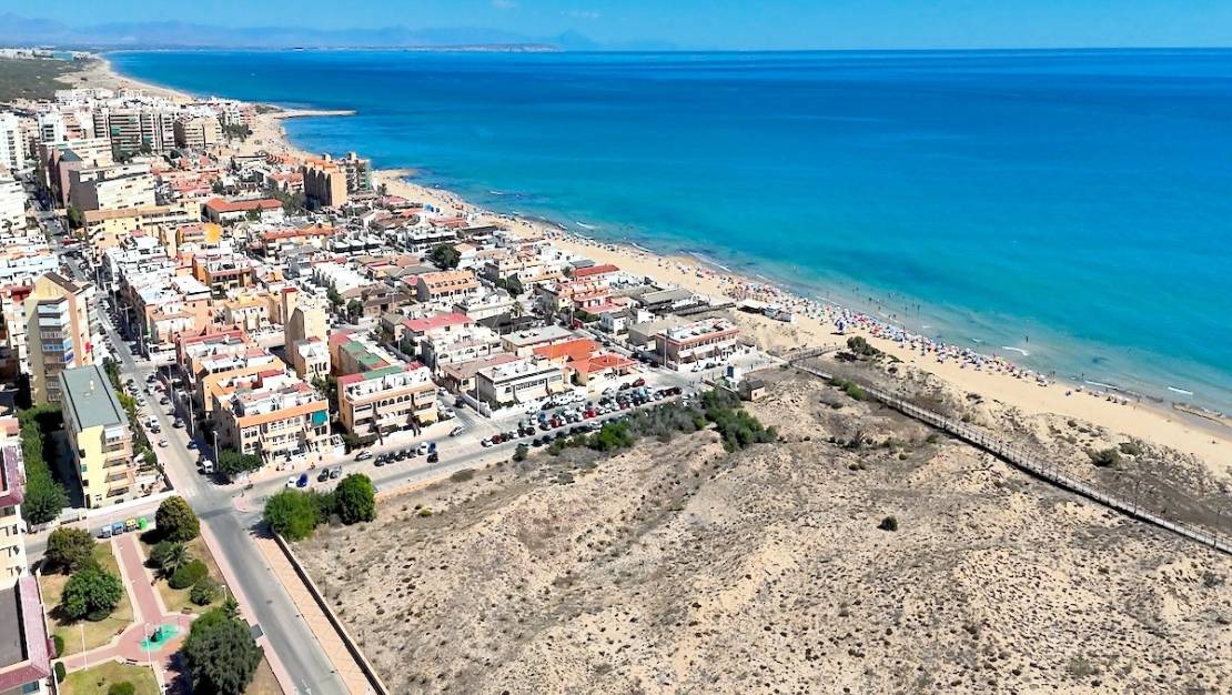 Sale - Apartment - Torrevieja - La Mata