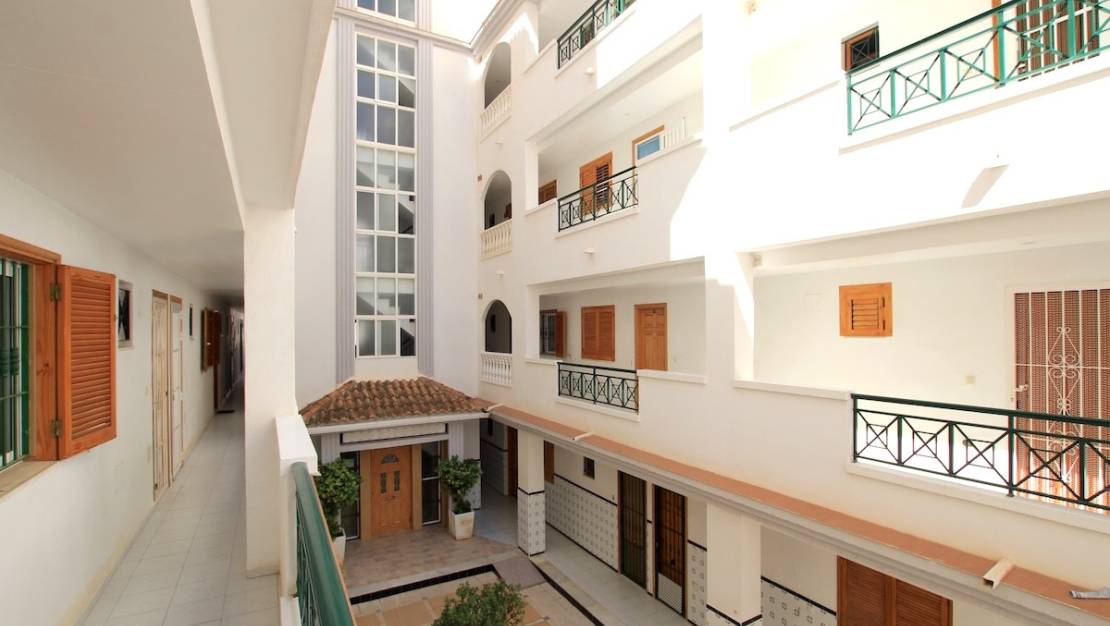 Sale - Apartment - Torrevieja - La Mata