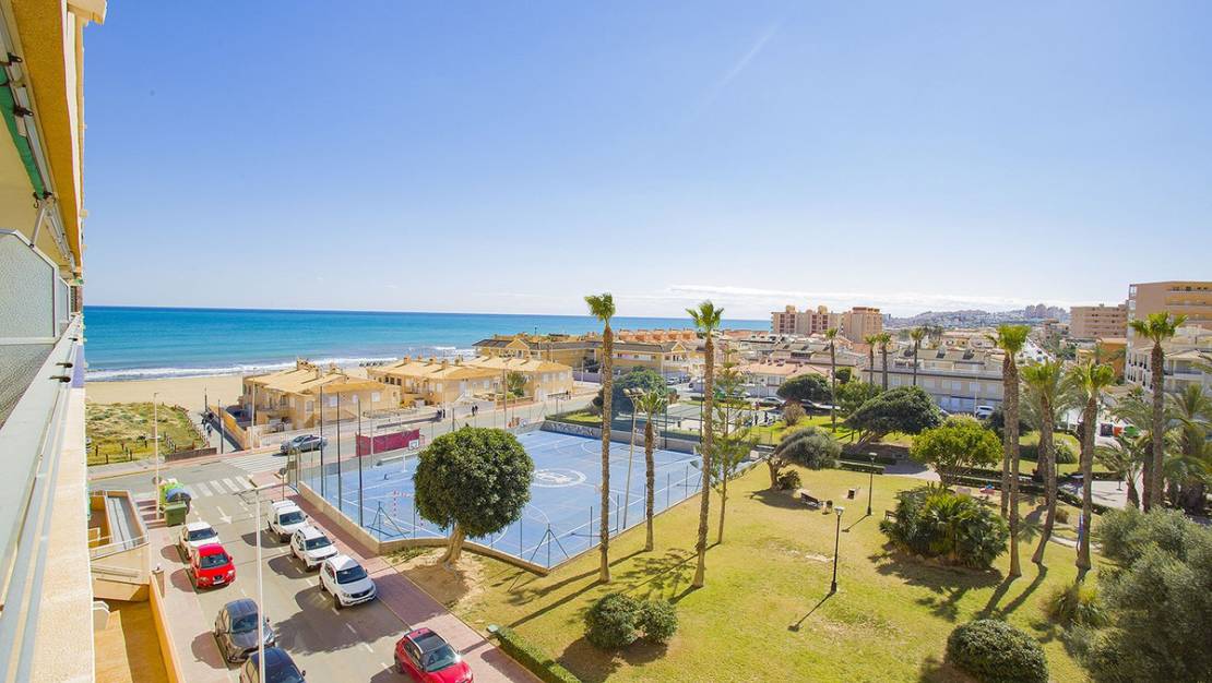 Sale - Apartment - Torrevieja - La Mata