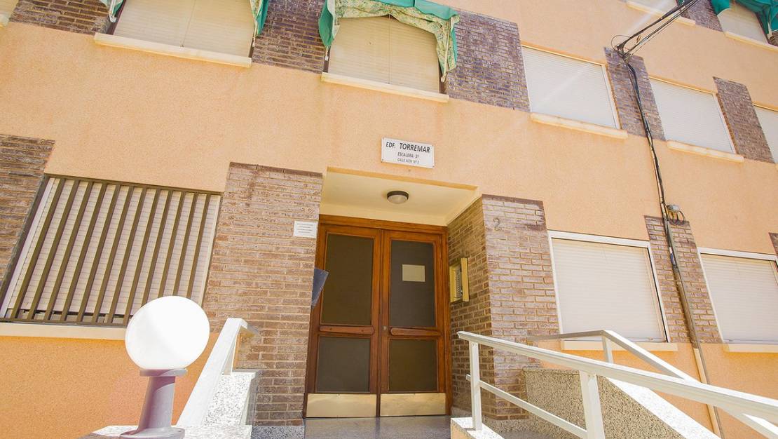 Sale - Apartment - Torrevieja - La Mata