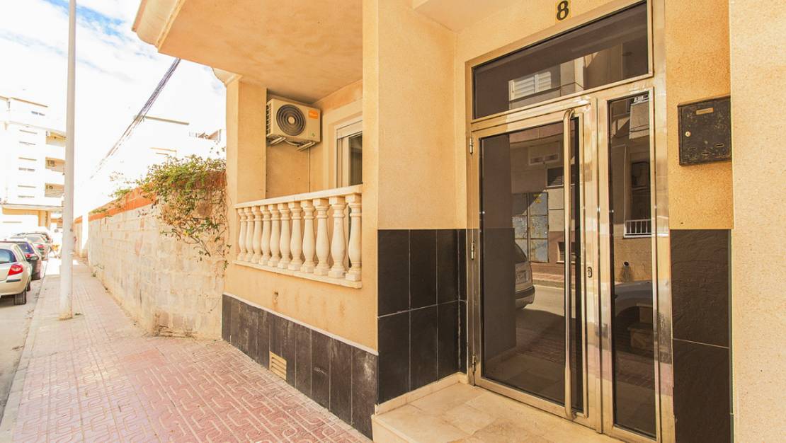 Sale - Apartment - Torrevieja - La Mata
