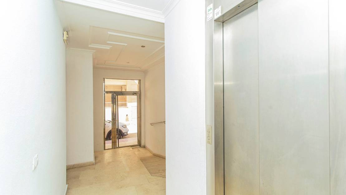 Sale - Apartment - Torrevieja - La Mata