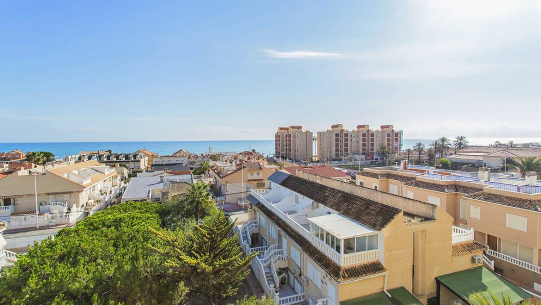 Sale - Apartment - Torrevieja - La Mata