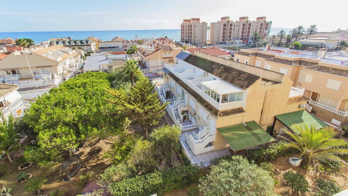 Sale - Apartment - Torrevieja - La Mata