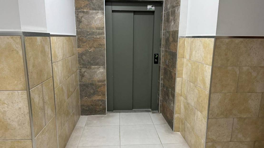 Sale - Apartment - Torrevieja - La Mata