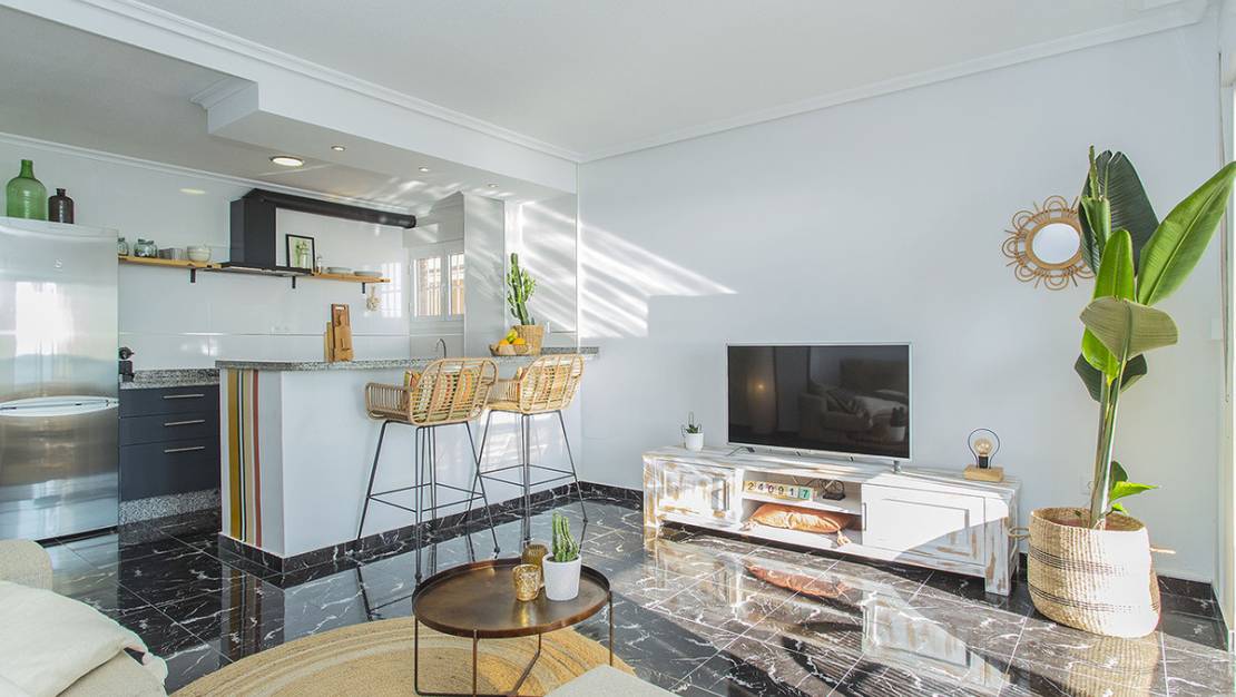 Sale - Apartment - Torrevieja - La Mata