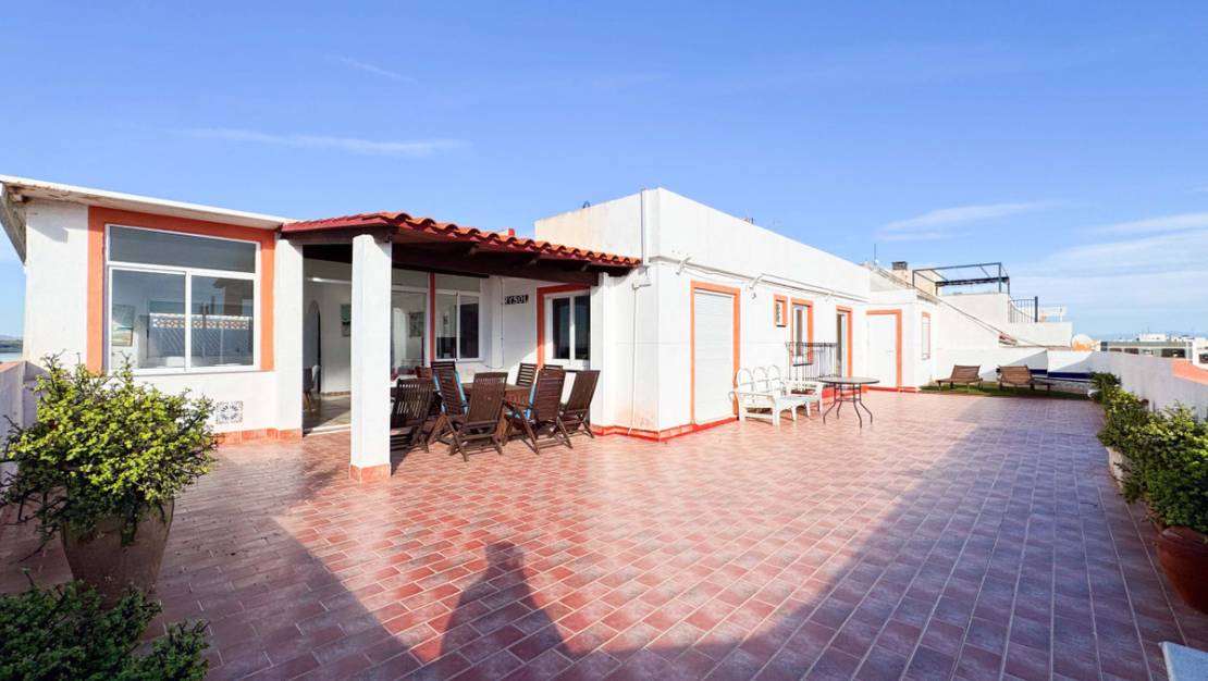 Sale - Apartment - Torrevieja - La Mata