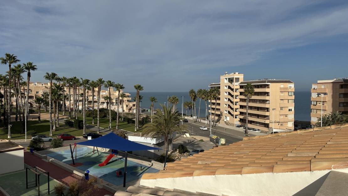 Sale - Apartment - Torrevieja - La Mata