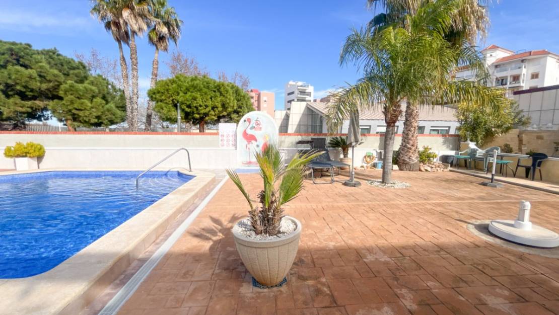 Sale - Apartment - Torrevieja - La Mata