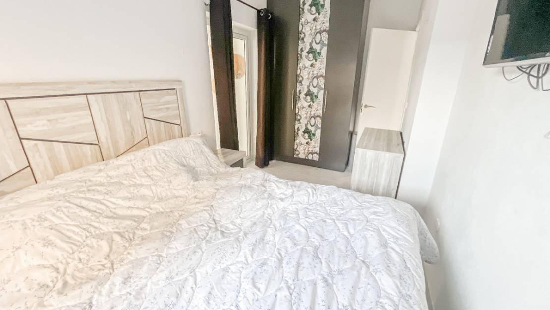 Sale - Apartment - Torrevieja - La Mata