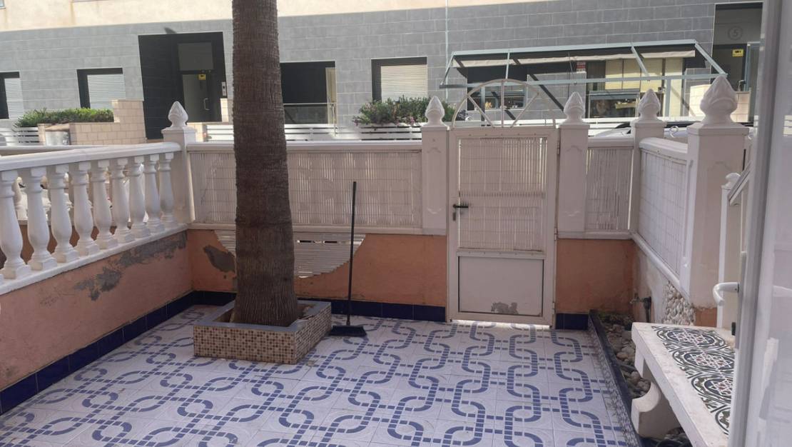 Sale - Apartment - Torrevieja - La Mata