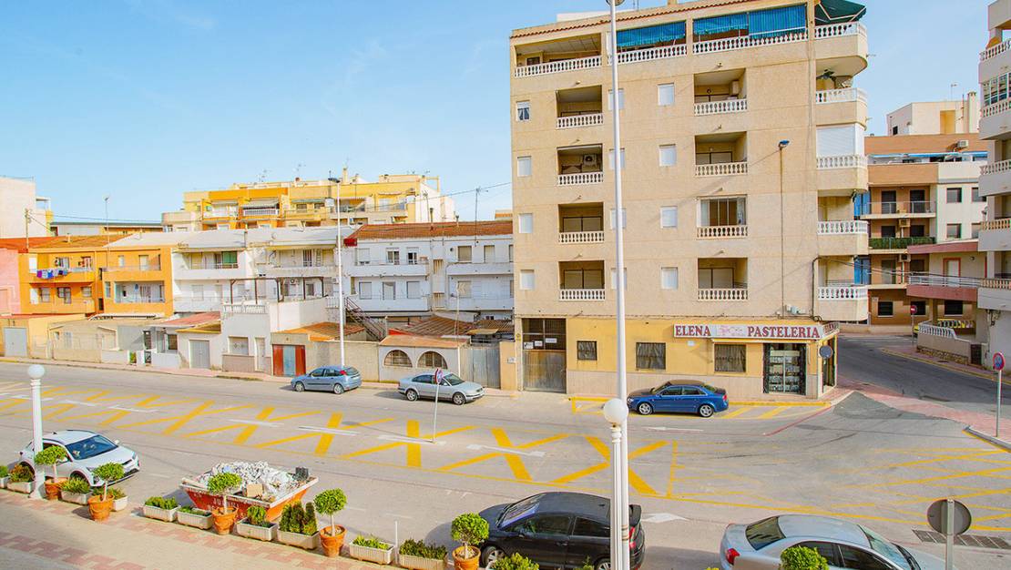 Sale - Apartment - Torrevieja - La Mata