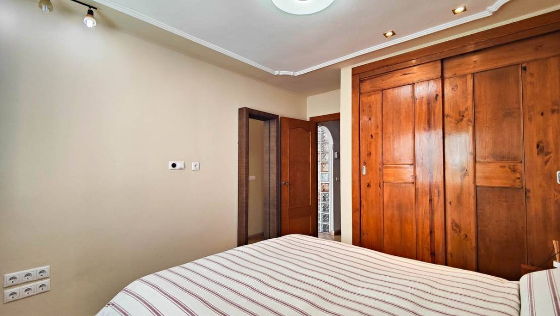 Sale - Apartment - Torrevieja - La Mata