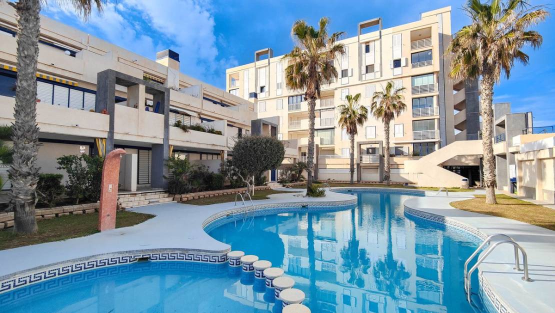 Sale - Apartment - Torrevieja - La Mata