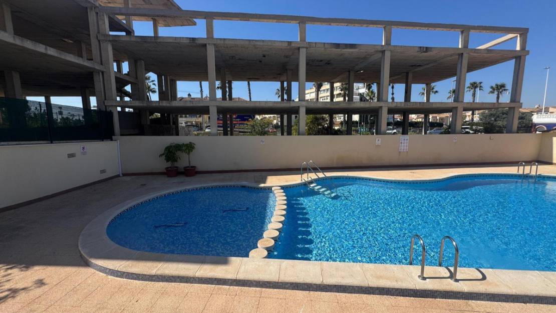 Sale - Apartment - Torrevieja - La Mata