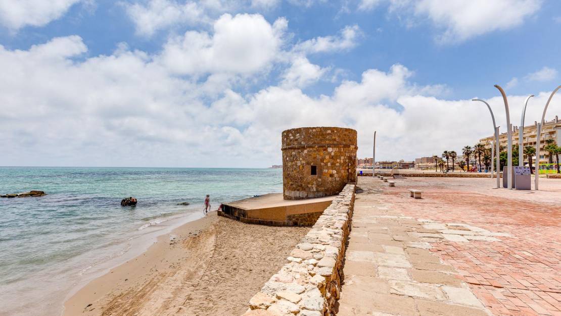 Sale - Apartment - Torrevieja - La Mata