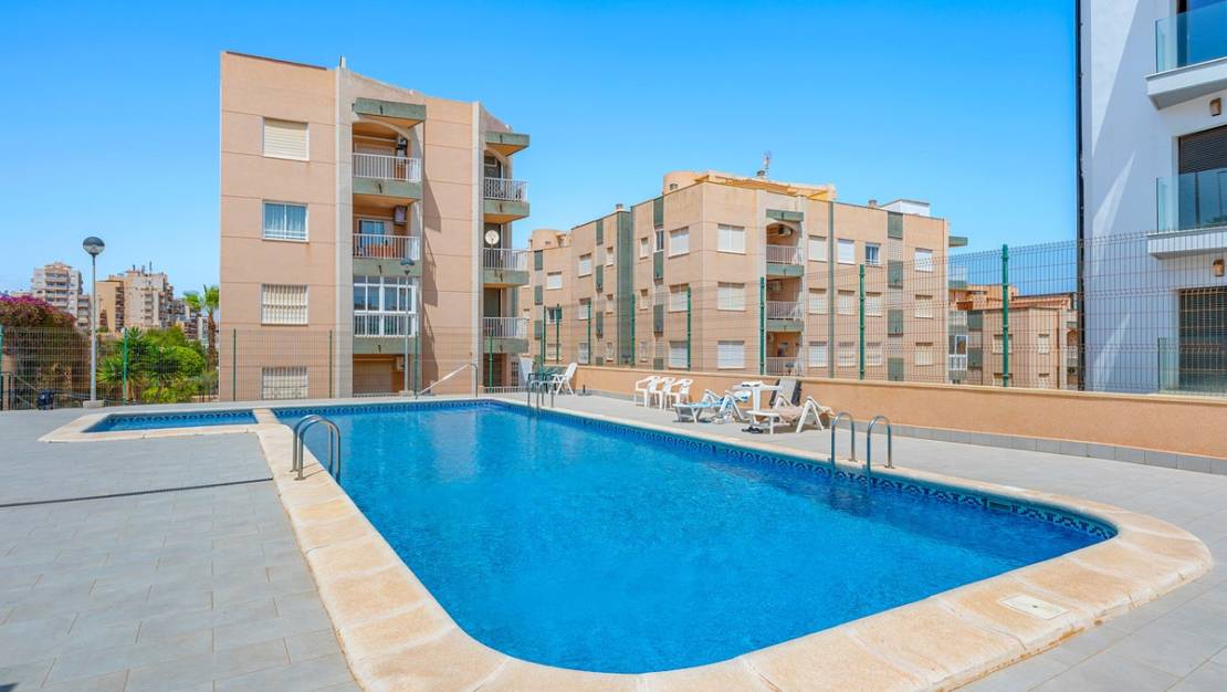 Sale - Apartment - Torrevieja - La Mata
