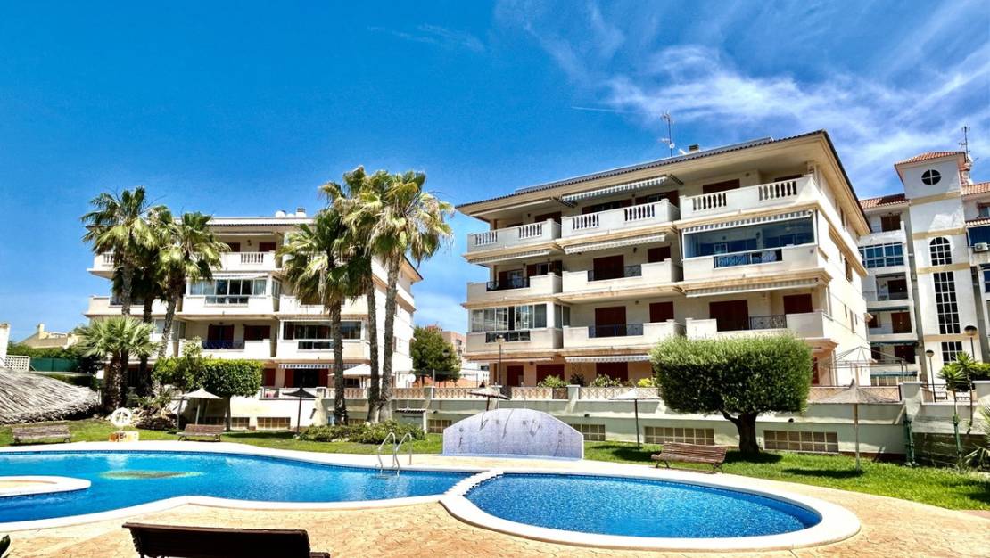 Sale - Apartment - Torrevieja - La Mata