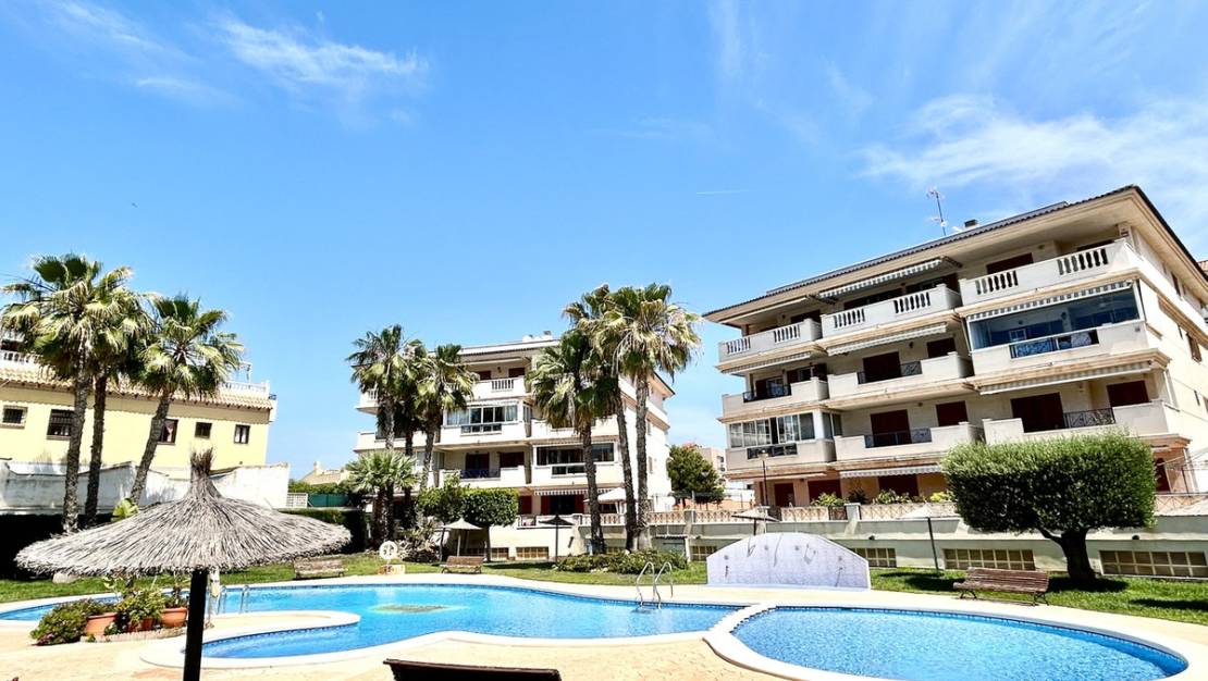 Sale - Apartment - Torrevieja - La Mata