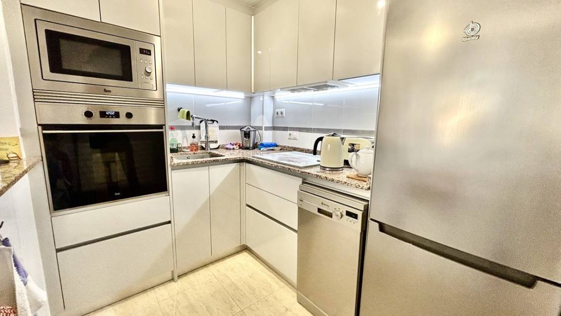 Sale - Apartment - Torrevieja - La Mata