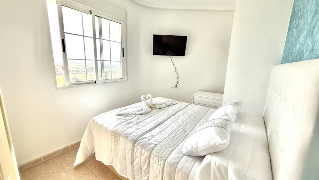 Sale - Apartment - Torrevieja - La Mata