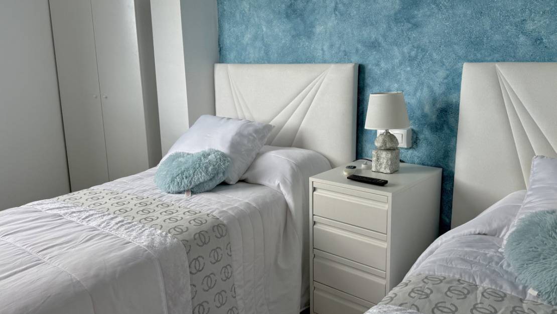 Sale - Apartment - Torrevieja - La Mata