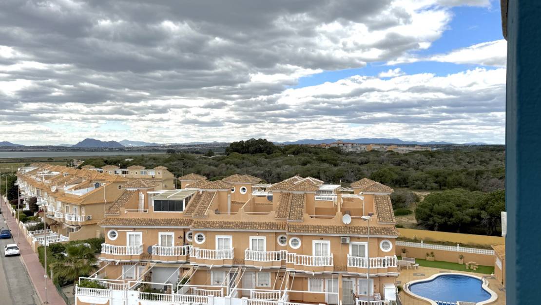 Sale - Apartment - Torrevieja - La Mata
