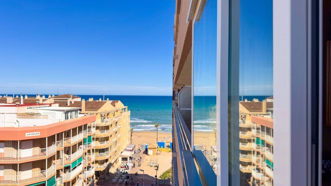 Sale - Apartment - Torrevieja - La Mata