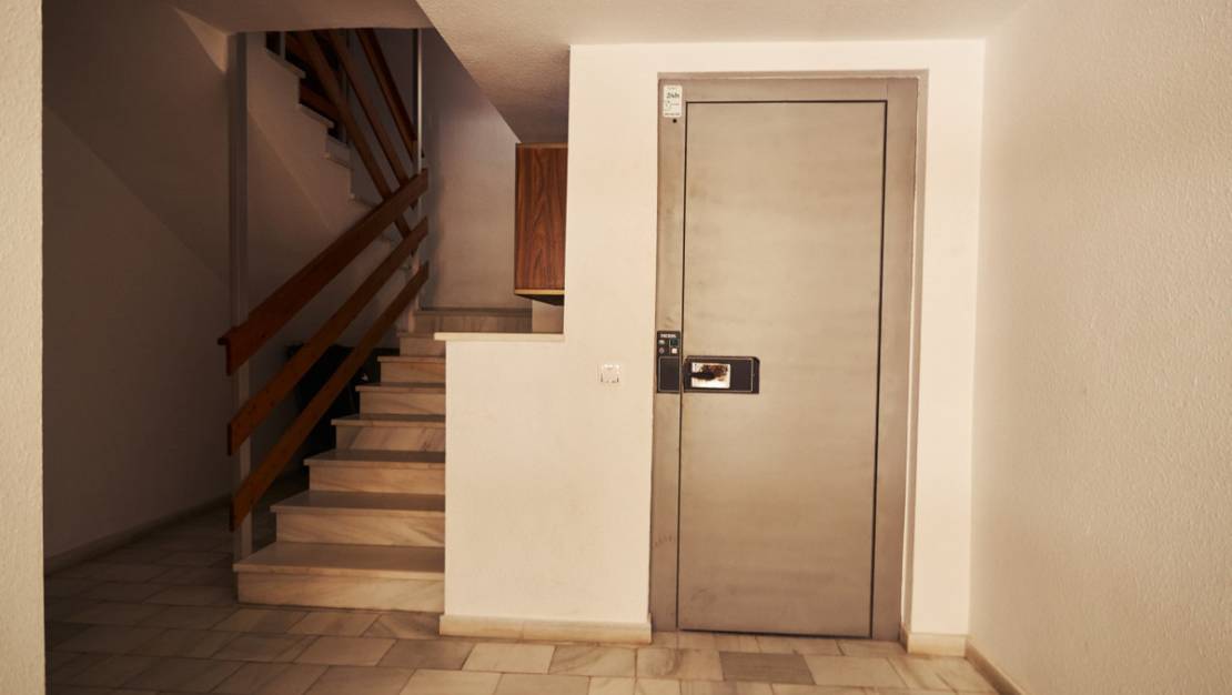 Sale - Apartment - Torrevieja - La Mata