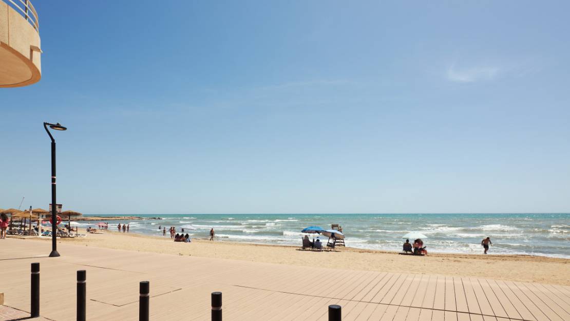Sale - Apartment - Torrevieja - La Mata