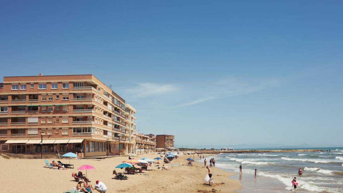 Sale - Apartment - Torrevieja - La Mata