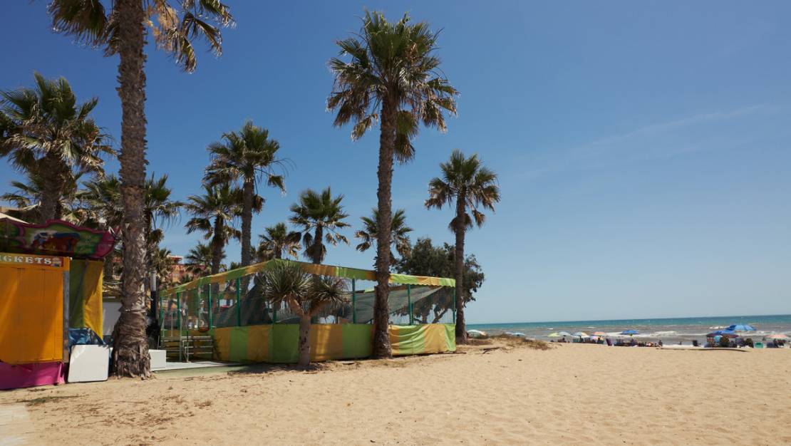 Sale - Apartment - Torrevieja - La Mata