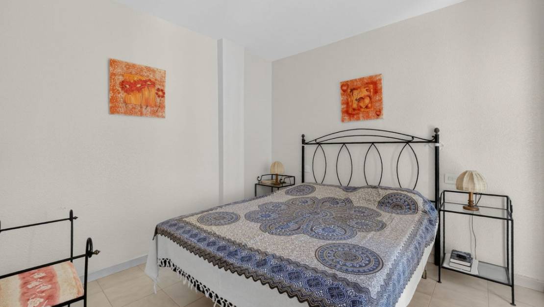 Sale - Apartment - Torrevieja - La Mata