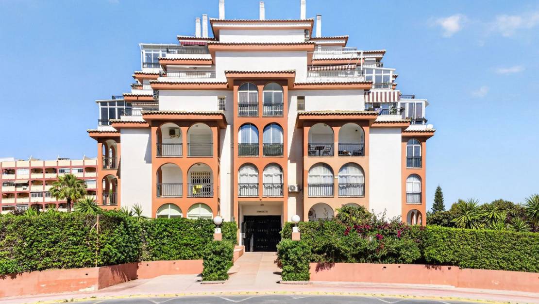 Sale - Apartment - Torrevieja - La Mata