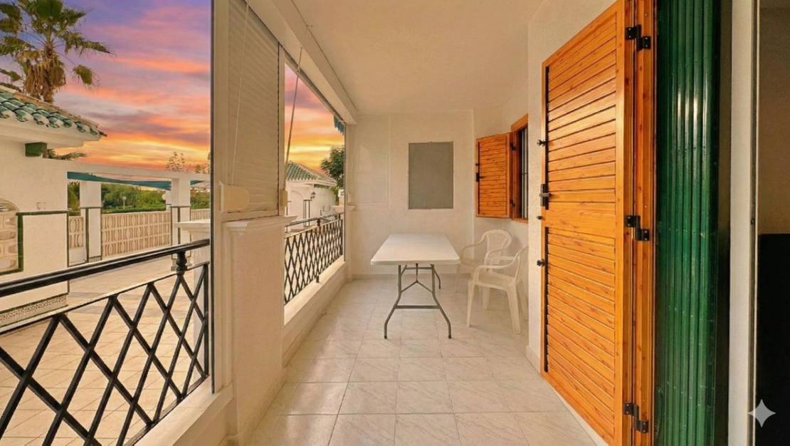 Sale - Apartment - Torrevieja - La Mata